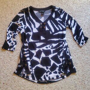 Soft Works Black & White 3/4 sleeve shirt